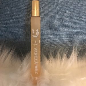 Ellis Brooklyn Vanilla Milk travel spray